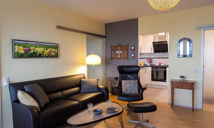 Mitte-Sud Apartment | Vacation apartment Moni's Haven. Dream view and loggia.