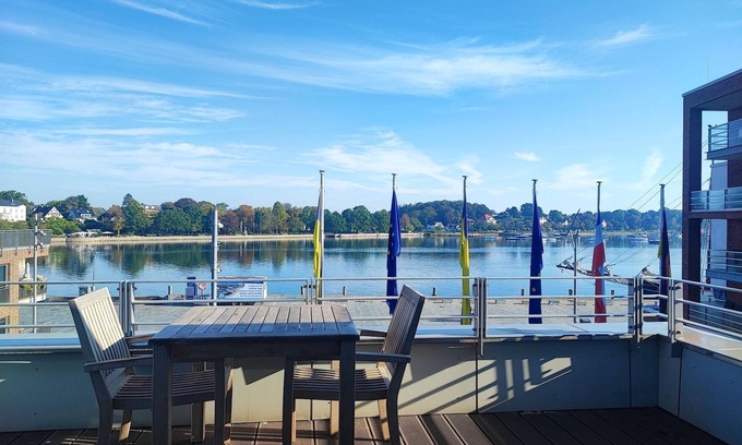 Eckernfoerde Apartment | Vacation apartment/apartment for 2 guests with 75m² in Eckernförde (175854)