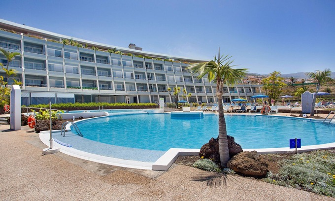 La Quinta Apartment | Vacation Apartment 'Sofia' with Mountain View, Shared Pool and Wi-Fi