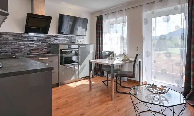 Fuessen Apartment | Vacation apartment "Heart of the Schlossblick country house"