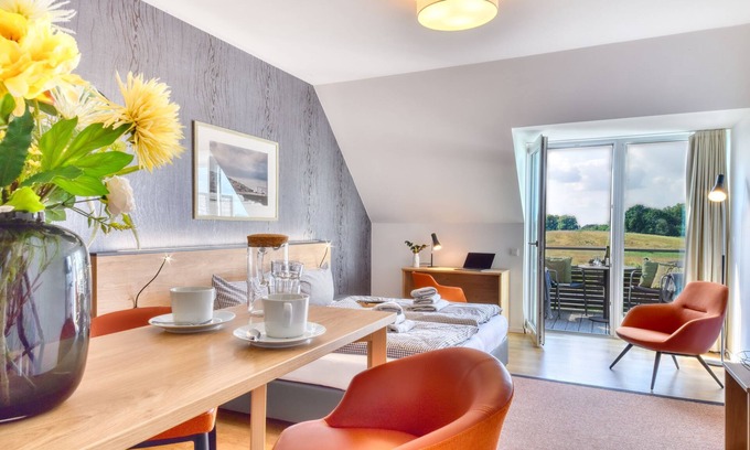 Putbus Apartment | Vacation apartment in the Wreecher Idyll on Lake Wreechen