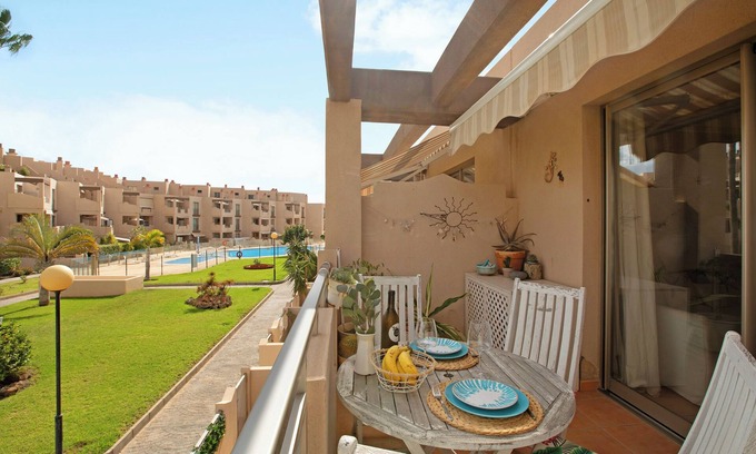 Granadilla de Abona Apartment | Vacation Apartment 'La Casita De La Tejita' with Shared Pool and Wi-Fi