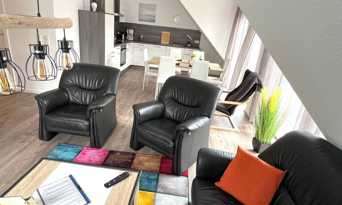 Papenburg Apartment | Vacation apartment "Nautilus" Papenburg roof terrace EBK new building 74 sqm Free Wifi 2 bedrooms
