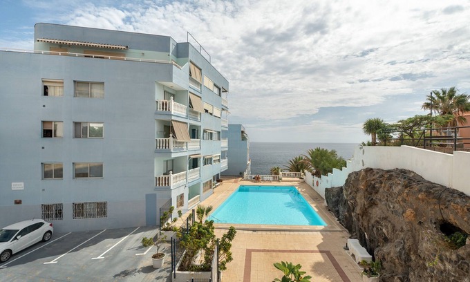 Las Caletillas Apartment | Vacation Apartment 'Paseo Maritimo Vistamar' with Sea View, Shared Pool and Wi-Fi
