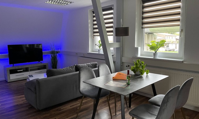 Johannesvorstadt Apartment | Vacation apartment "TUNING-Bus" in Erfurt, near the north beach