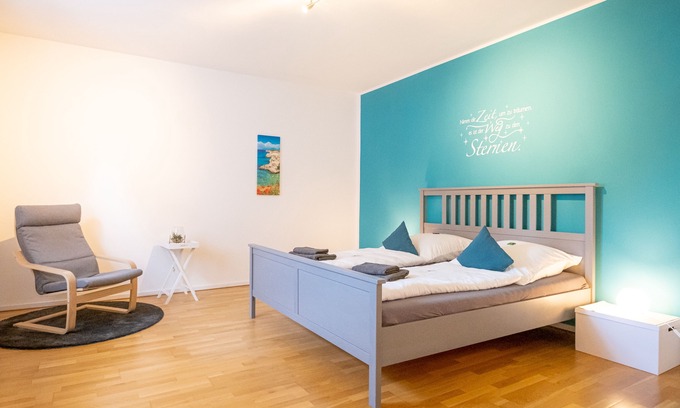 Steele Apartment | Vacation apartment with living flair