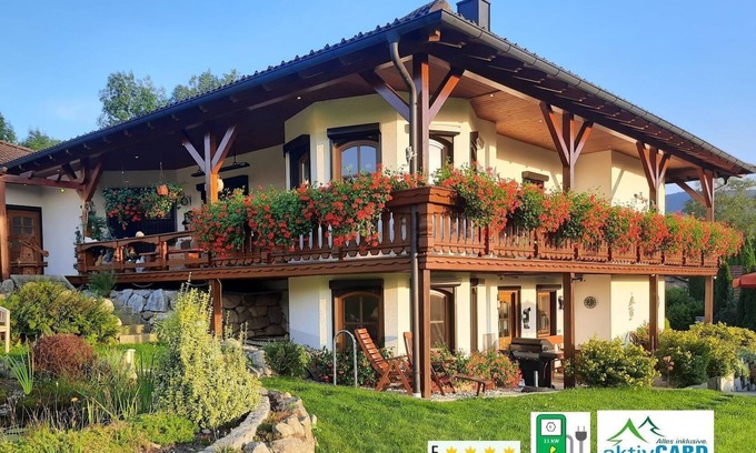 Lam Apartment | Vacation apartment with terrace and WLAN