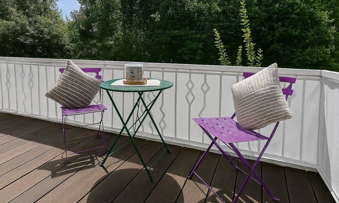 Ueberlingen Apartment | Vacation apartment "Zum blauen Seehasel" - your oasis of peace on Lake Constance