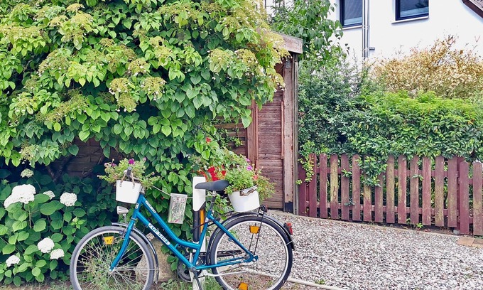 Krakow am See House | Vacation home Borgwall - 50 meters from the lake - FH Borgwall