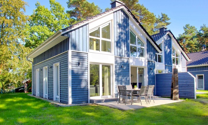 Ostseebad Baabe House | Vacation home close to the beach with its own sauna and fireplace - Holiday home on the dune beach