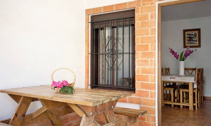 Zahora House | Vacation Home "Casa Zahora" On the Beach with Terrace, Garden and Air Conditioning