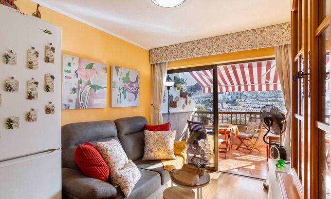 Puerto Rico House | Vacation Home 'Flores with View' with Sea View, Shared Pool and Wi-Fi