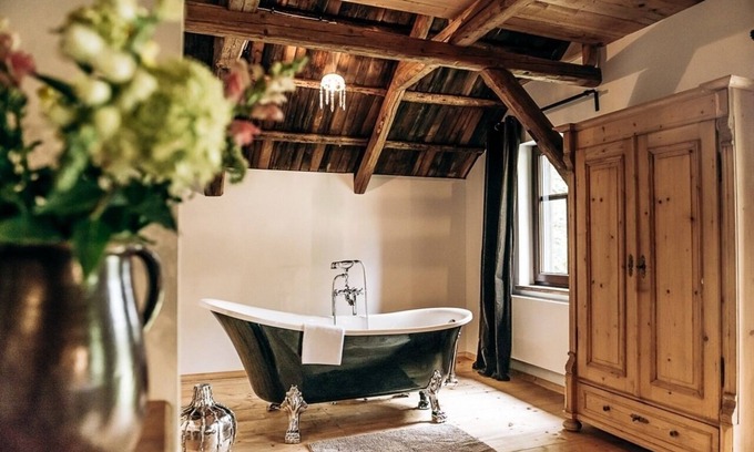Klingenthal House | Vacation home for 9 guests with 180m² in Klingenthal (60540)