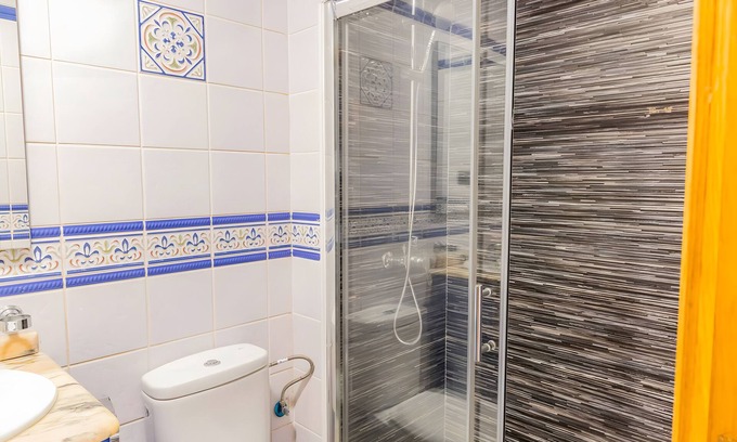 Corralejo House | Vacation Home 'Ian’s Dreams 2' with Shared Terrace, Shared Garden and Wi-Fi
