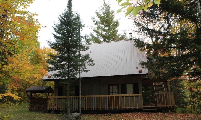 Bessemer House | Vacation Home in Quiet Wooded Setting with Beautiful Scenic Views from Living