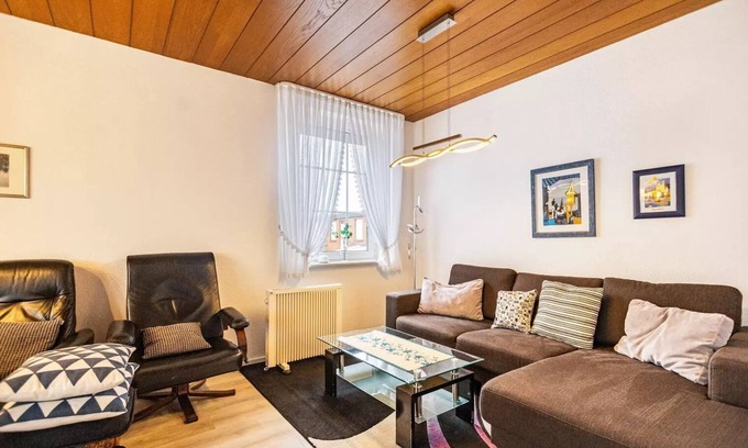 Dornumersiel House | Vacation home 'Möwenweg' near the sea with garden and WLAN