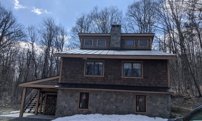 West Dover House | Vacation Home, near Hermitage Club and Mt. Snow, in Wilmington VT