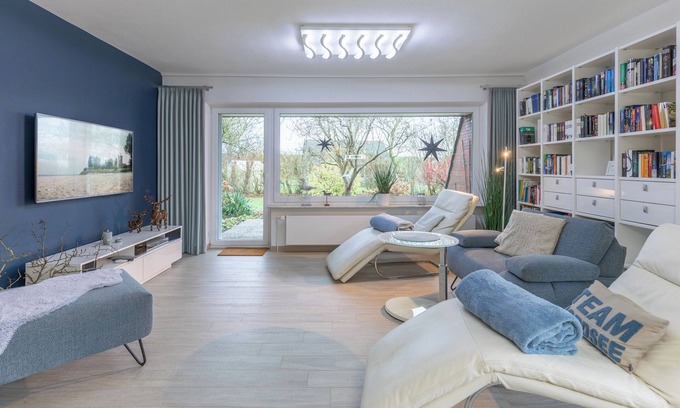 Suederhafen House | Vacation home Noordhuus on Nordstrand for up to 2 people