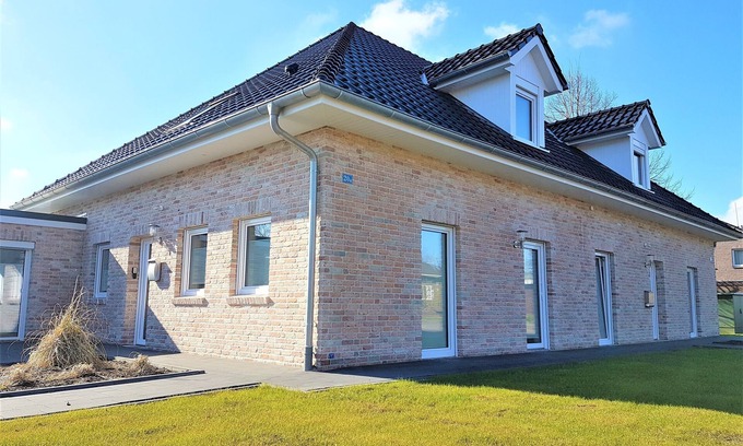 Rhauderfehn Apartment | Vacation home Südwind - Maisonette apartment no. 2