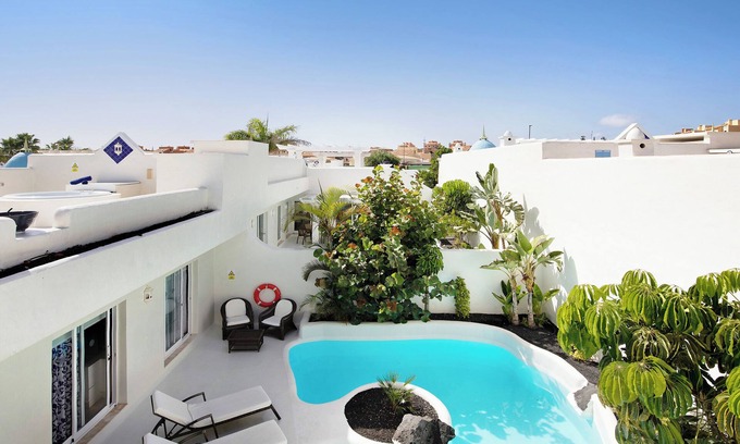 Geafond Villa | Vacation Home "Villa 87" with Mountain View, Pool & Wi-Fi