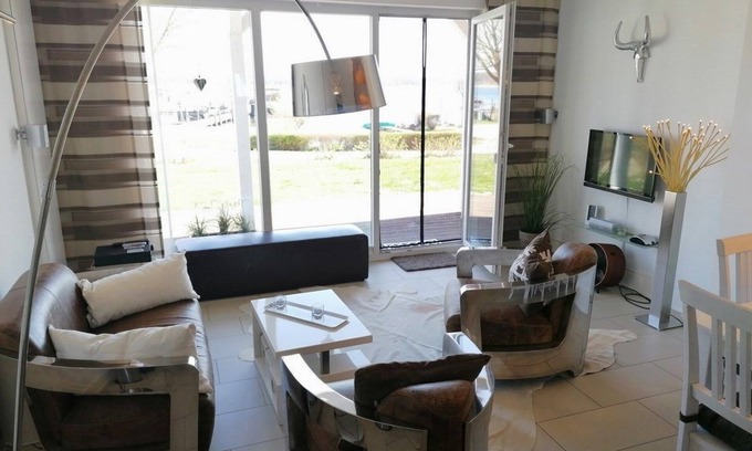 Bad Kleinen House | Vacation home Villa Seeblick - ABC223