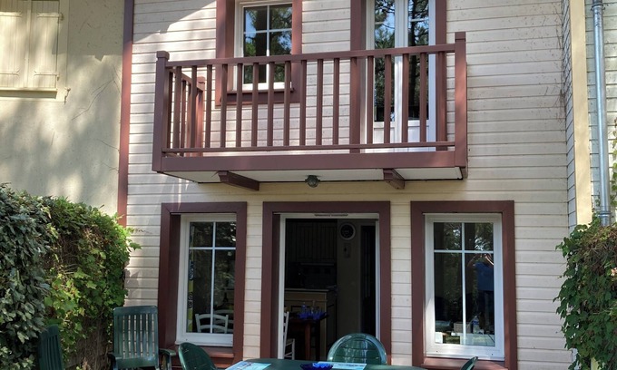 Lacanau-Ocean House | Vacation home with swimming pool in the heart of the pine forest near the golf course.