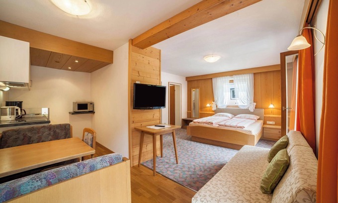 San Martino in Passiria Apartment | Vacation Apartment "Moosmair 1" with Mountain View, Wi-Fi, Terrace & Garden