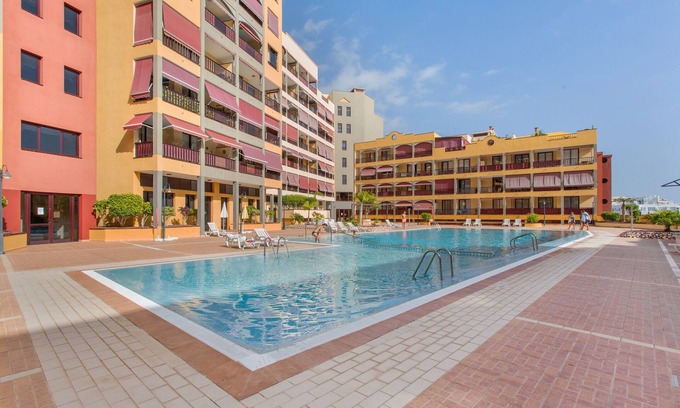 Puerto de Santiago Apartment | Vacation 'Nos Lo Merecemos' with Mountain View, Shared Pool and Wi-Fi