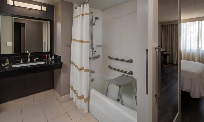 Nashville Apartment | Vacation Starts Here! Near GEODIS Park - Home of Nashville SC, Pet-Friendly