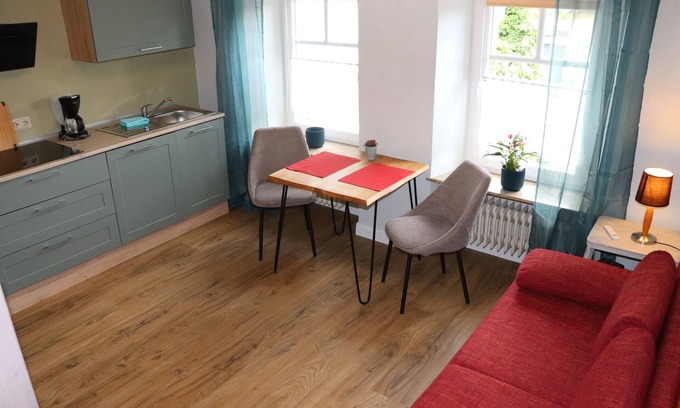 Burgen Apartment | Vacation with the winegrower with use of the garden - Own restaurant