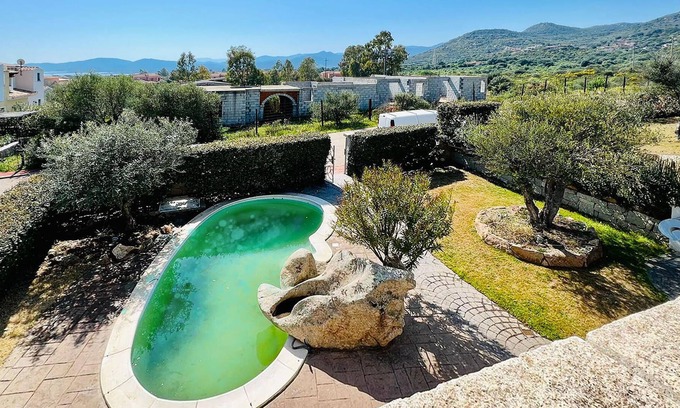 Case Peschiera-Lu Fraili House | Vacation with your families on the beautiful island of Sardinia.