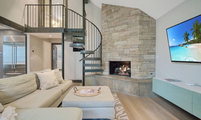 Vail House | Vail Escape - Spacious 5br Vail Home w/Hot Tub