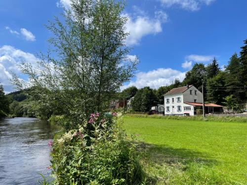 Coo House | Vakantiehuis Perles de la cascade