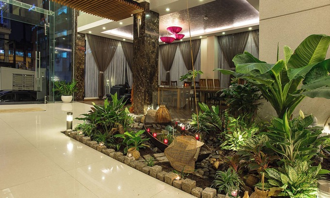 District 5 Hotel | VALENTINE HOTEL