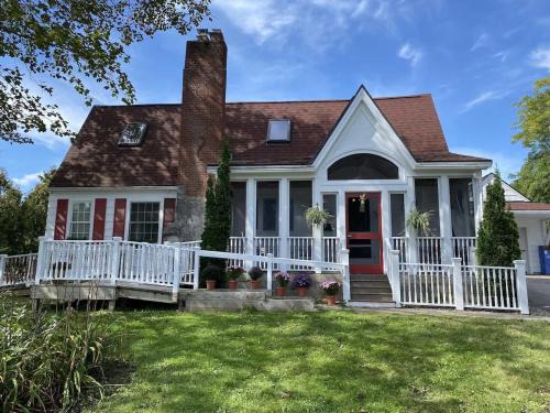 Middlebury - Warren Ski Chalet | Valley Chalet