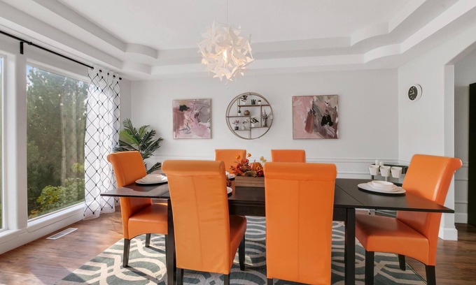 Veradale House | Valley villa with pool, hot tub, sauna & game room