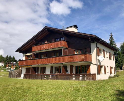 Valbella Apartment | Valsart 2003 Bm