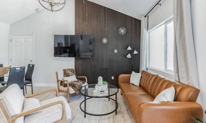 Temple City House | Vanellie Home - 3 bed 2 bath