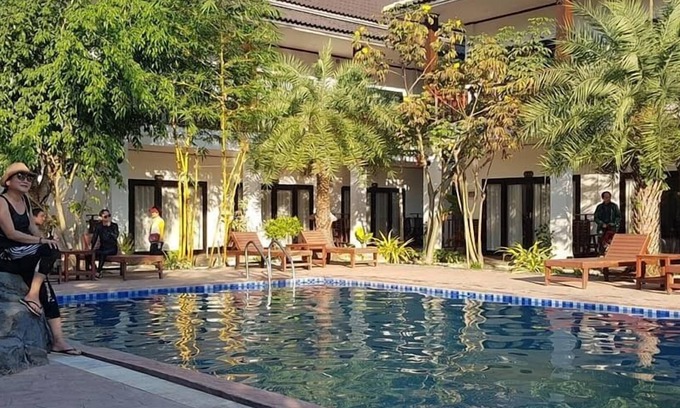 Vang Vieng Hotel | Vang Vieng Savanh Sunset view resort