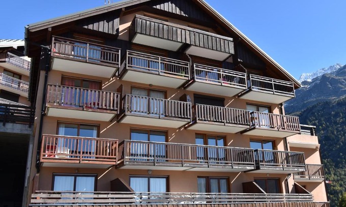 Vaujany Apartment | VAUJANYLOCATIONS - COCHETTE 1 APT 2