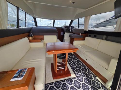 Les Sables d'Olonne Boat Rental | Vedette KEFI Prestige 350 Fly