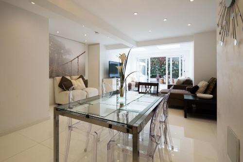 Kensington House | Veeve - Village Serenity