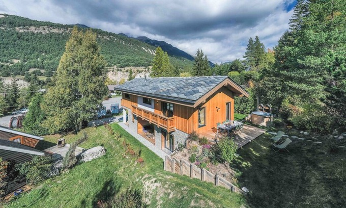 Bramans Ski Chalet | Veliski-Lodge, a chalet for rent in Haute-Maurienne