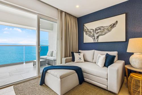 Las Glorias Apartment | Velvet Tide at Harbor 171 Torre Norte