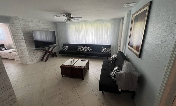South Venice House | VENICE FL-MANASOTA BEACH WE WORK WITH YOUR BUDGET.
