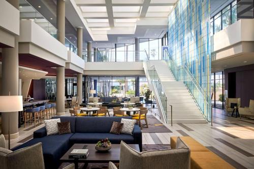 Pierpont Bay Hotel | Ventura Beach Marriott
