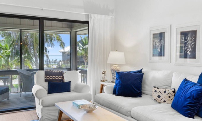 Captiva Condo | Ventura Captiva 2B – Bay Views, Private Boat Dock & Steps to the Beach