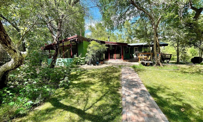 Camp Verde House | *Verde River Retreat* On the water!
