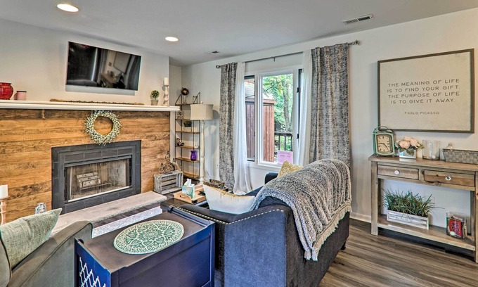 Vernon Condo | Vernon Condo w/ Balcony < 2 Mi to Mountain Creek!