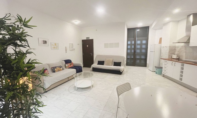 Fontanal-Maria Auxiliadora-Carretera de Carmona Apartment | Veronica Comfort 6